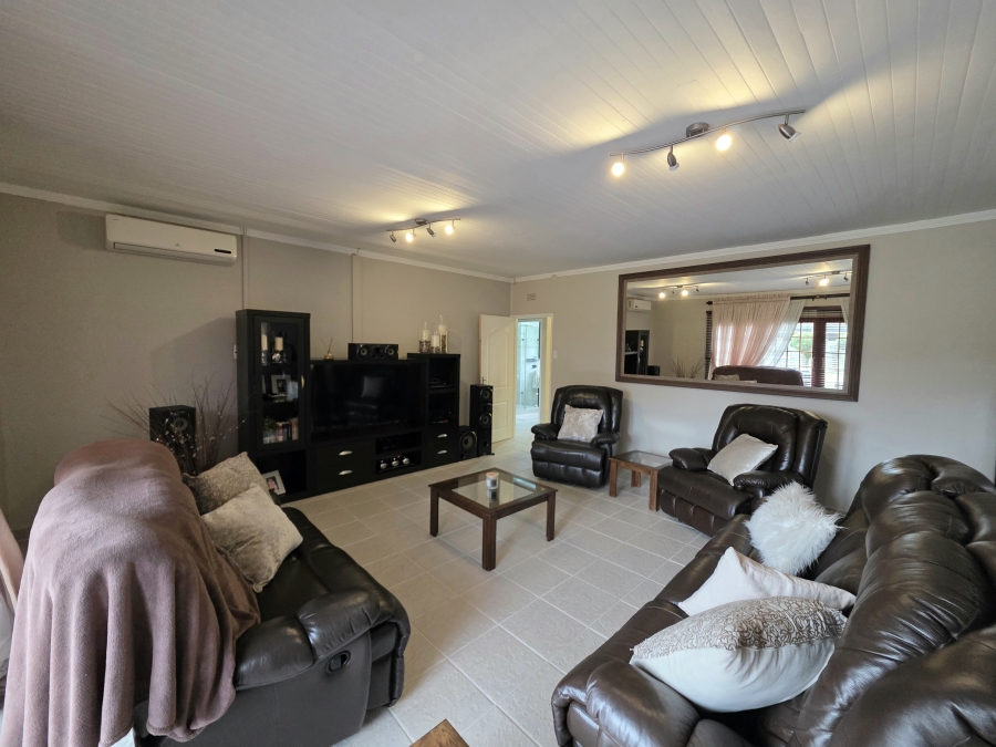 3 Bedroom Property for Sale in Flamingo Park Free State